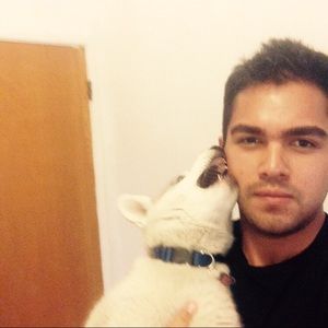 Meet your Posher, Ethan